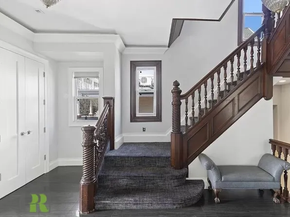 669 East 2nd Street image 22 of 44