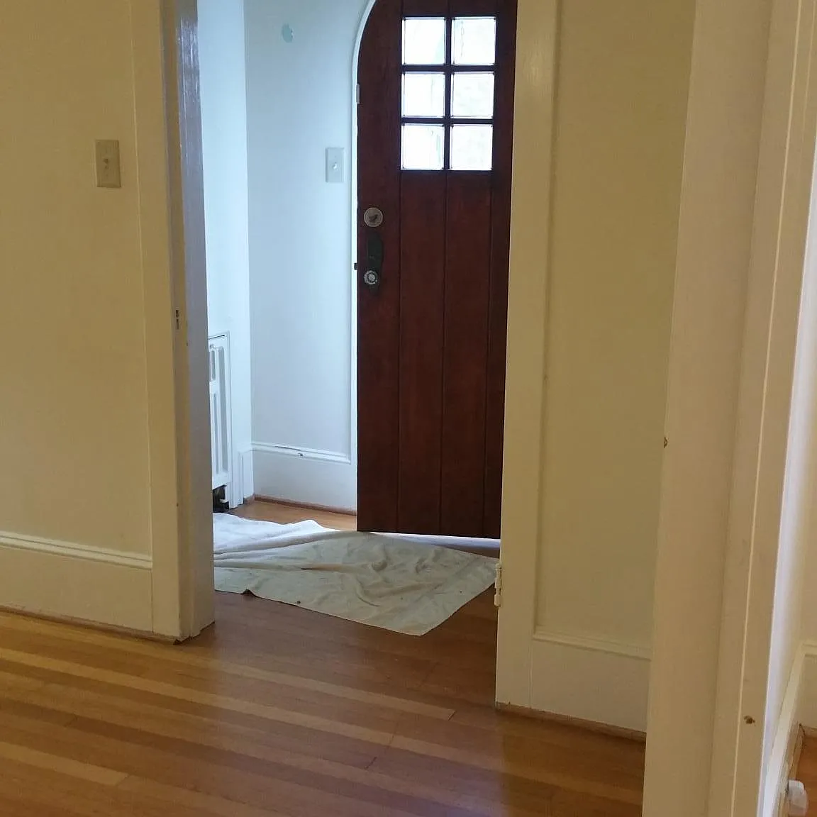 3 bed, 1100 sqft, $1,900 — Photo 3