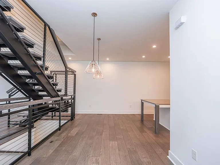 1145 Kirkwood Ave SE #14 — Photo 18