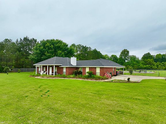 3rd image of 160 Club Wiley Rd