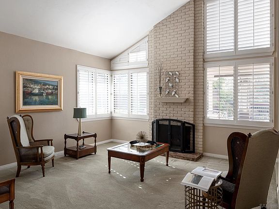 5th image of 4626 Katy Ct