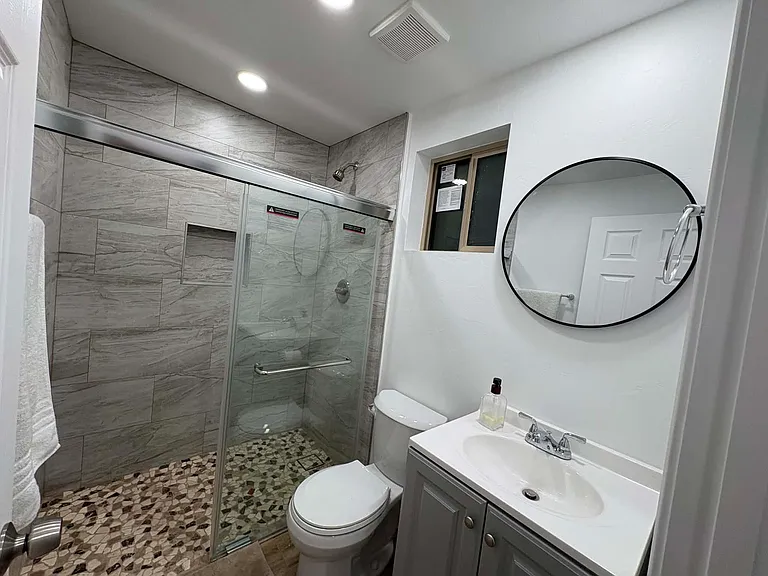 3402 E Kleindale Rd #2 — Photo 2