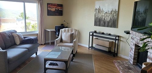 2nd image of 102 Lycett Cir