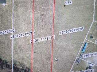 5 Felix Rd, Fairmont, NC 28340