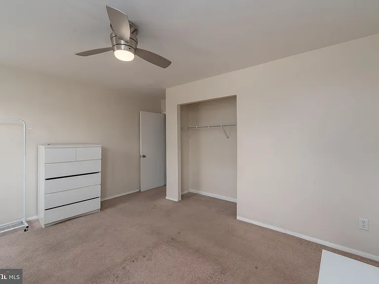1908 Champlain Dr — Photo 34