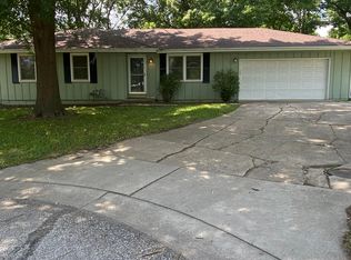 399 SW 11th St, Blue Springs, MO 64015