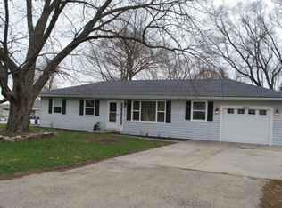 5201 E Wayne Ave, Rochelle, IL 61068