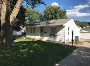 3841 52nd St, Des Moines, IA 50310