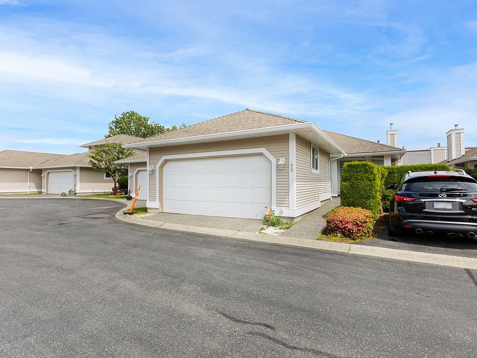 1st image of 11965 84a Ave #11