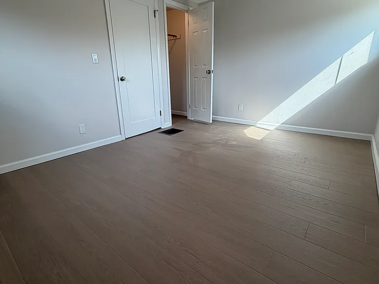 400 E 24th St #2 — Photo 7