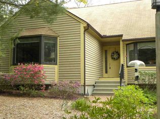 14 Bentwood Dr, Sturbridge, MA 01566
