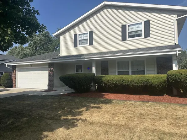 3580 S Oakdale DRIVE, New Berlin, WI 53151
