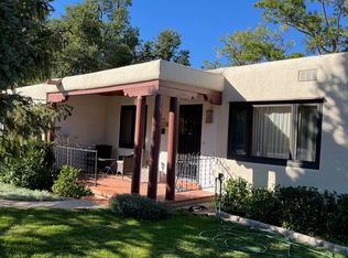 1052 Osage Cir, Santa Fe, NM 87505