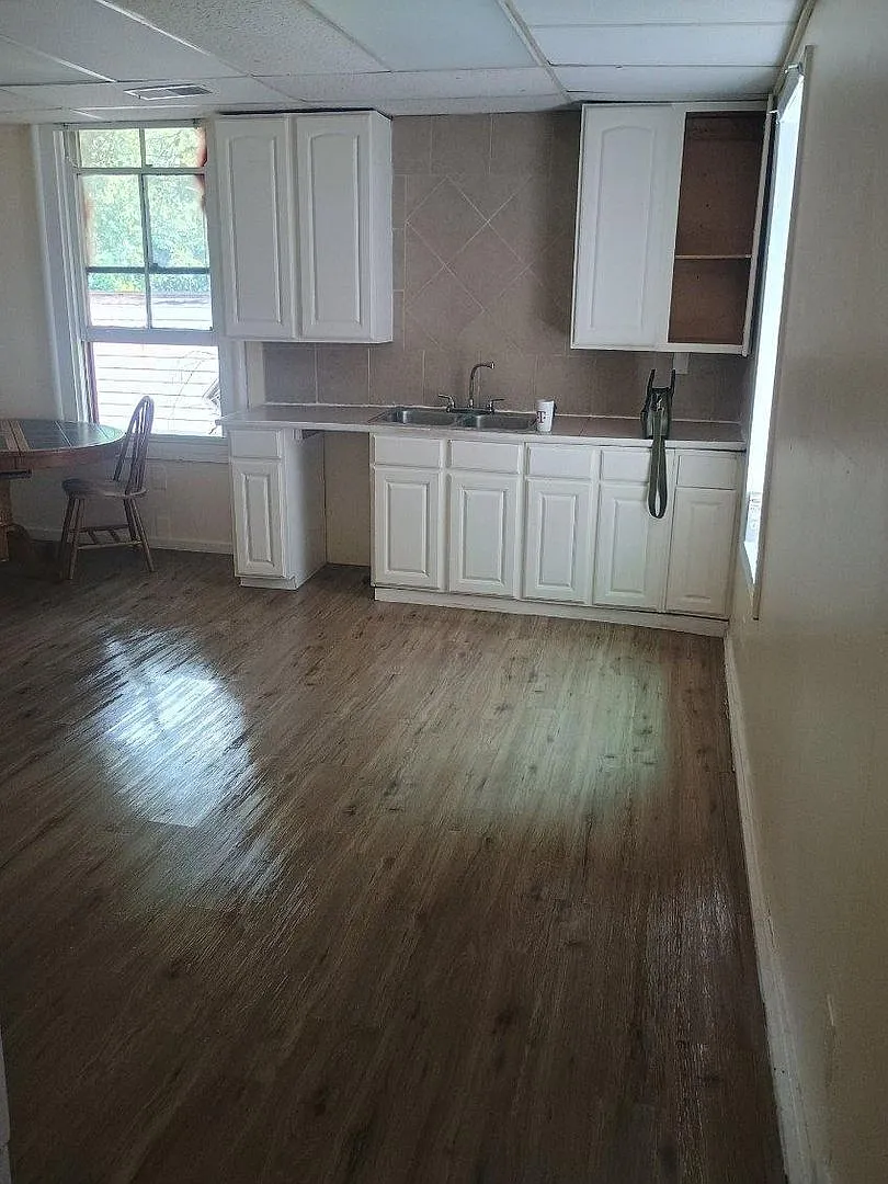 2704 W. McMicken — Photo 3