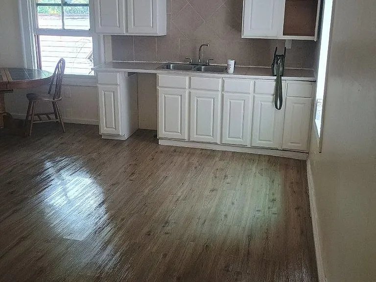 2704 W McMicken Ave — Photo 3