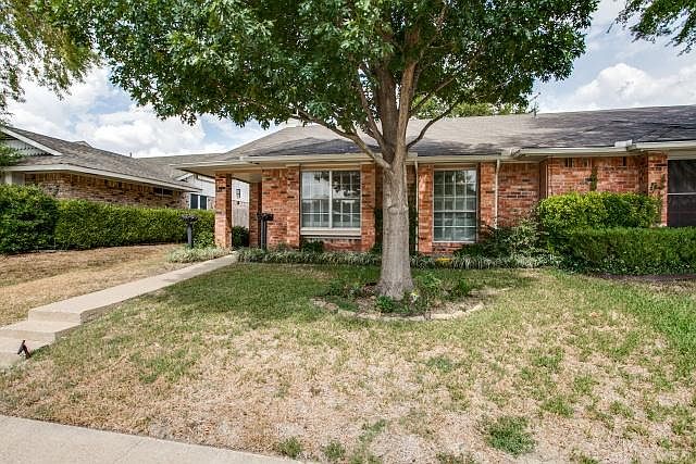 1st image of 3929 Queens Ct