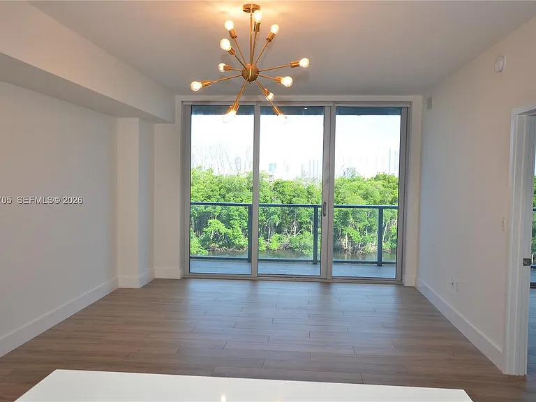 16385 Biscayne Blvd #518 — Photo 25
