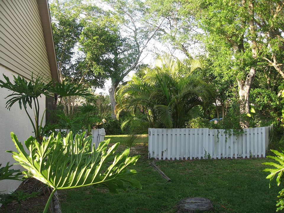 2nd image of 5792 Forester Oak Ct