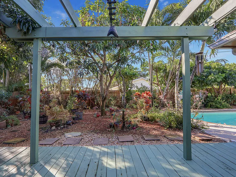 5140 Laird Ln — Photo 37