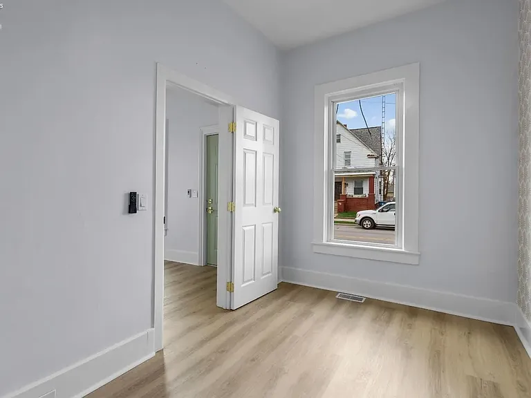 914 Hayes Ave — Photo 19