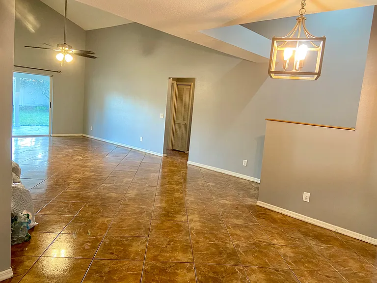 1906 Kettler Dr — Photo 6