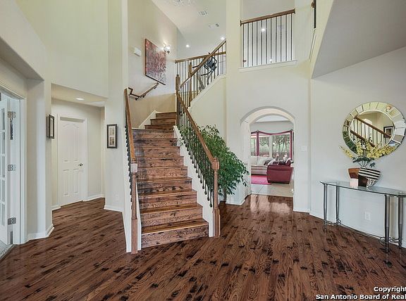 4th image of 9227 Saucedo Dr