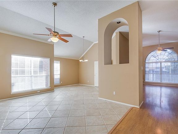 3rd image of 2613 Westin Ln