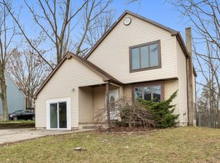 7 Prospect Ct, Sicklerville, NJ 08081