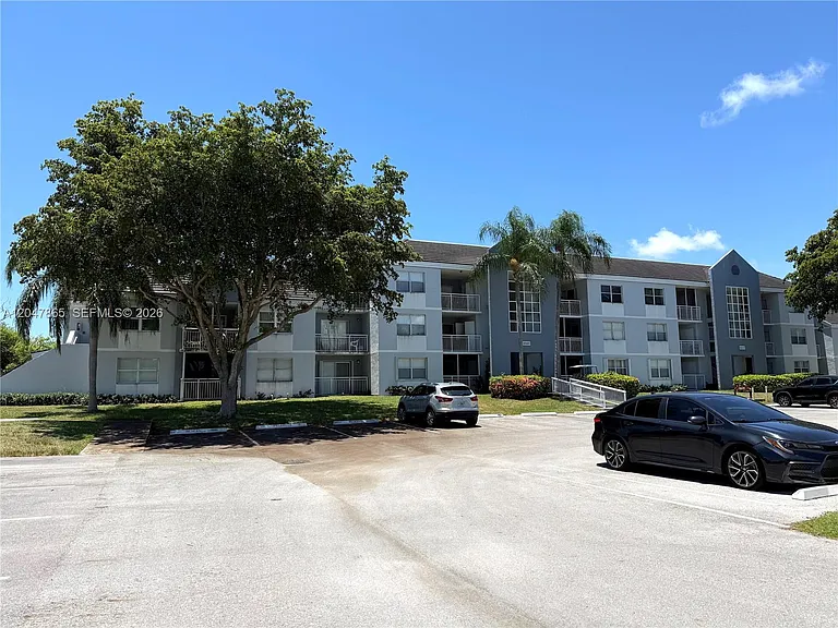 8500 SW 212th St #106 — Photo 3