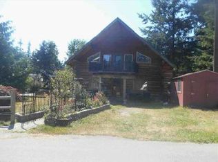 7928 Guemes Ave, Clinton, WA 98236