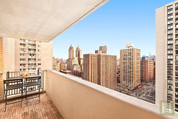 Sold by Halstead Real Estate | media 5