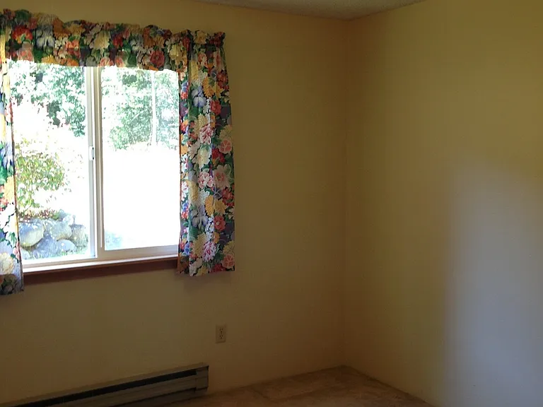 925 Classic Rd — Photo 16