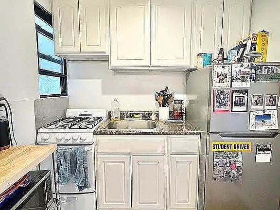 5th image of 1450 1st Ave #5ARN