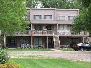 20680 155th St #3, Spirit Lake, IA 51360