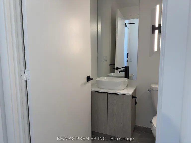 1185 Dupont St #803 — Photo 11