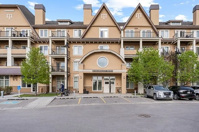 10 E Mahogany Mews SE #203 — Photo 19