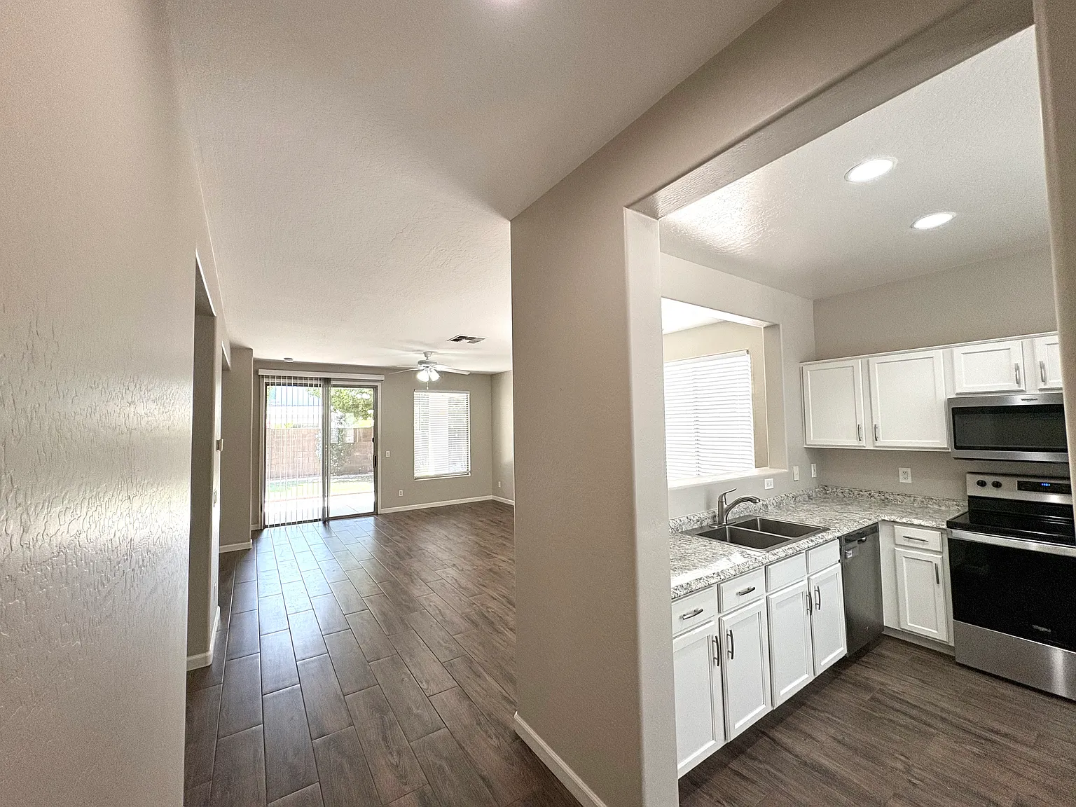 4 bed, 1450 sqft, $2,300 — Photo 4