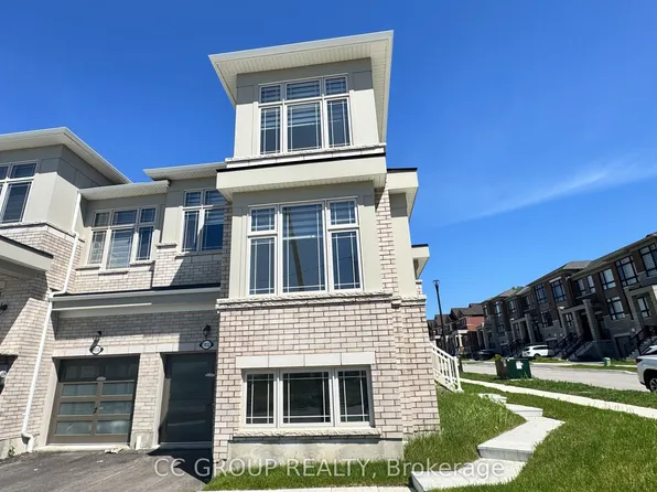1032 Crowsnest Holw, Pickering, ON L1X 0P6