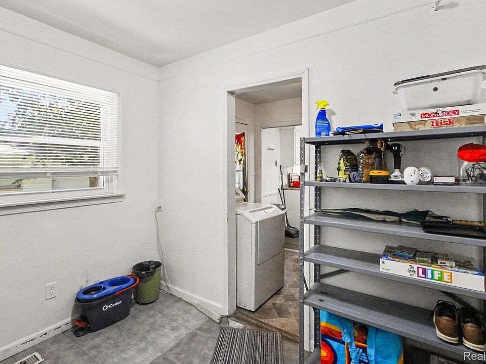 12072 Rockland, photo 14