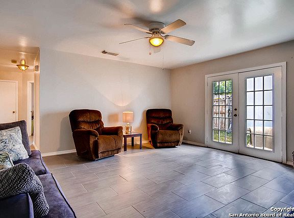 3rd image of 9738 GREEN PLAIN DR