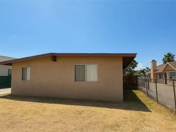 26773 Baseline St, Highland, CA 92346