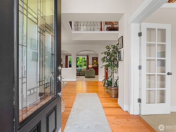 3rd image of 1869 Miller Drive