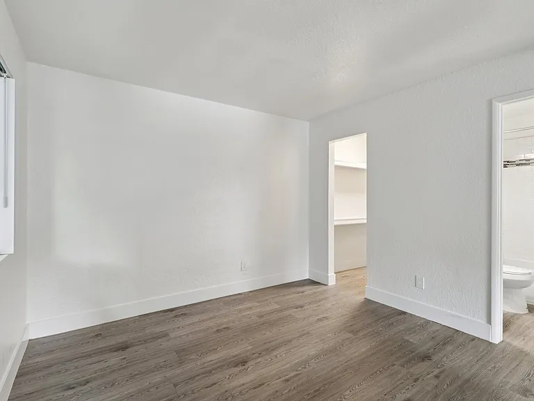 Copper Canyon Apartments — Photo 28