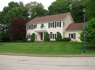 15 Rosemary Ln, Smithfield, RI 02828