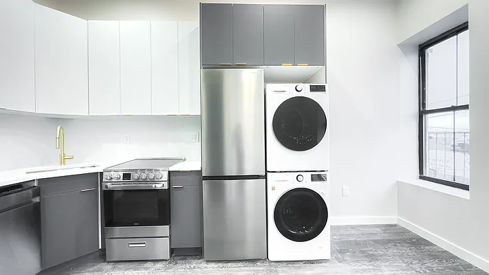 Rented by Jankos Group LLC | media 19