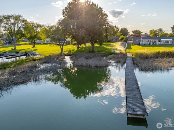 1609 W Lakeside Drive, Moses Lake, WA 98837