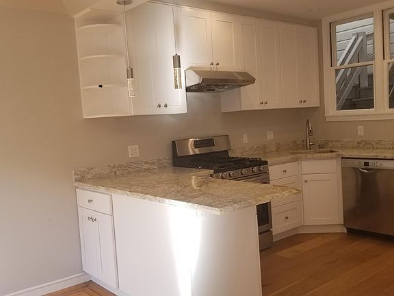 3rd image of 1212 Funston Ave