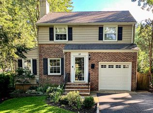 18 Willow St, Chatham, NJ 07928