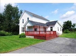 3883 Split Rock Rd, Camillus, NY 13031