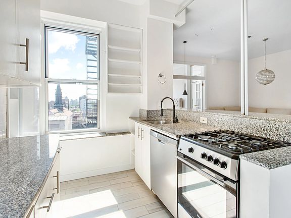 3rd image of 255 W 108th St APT 11D